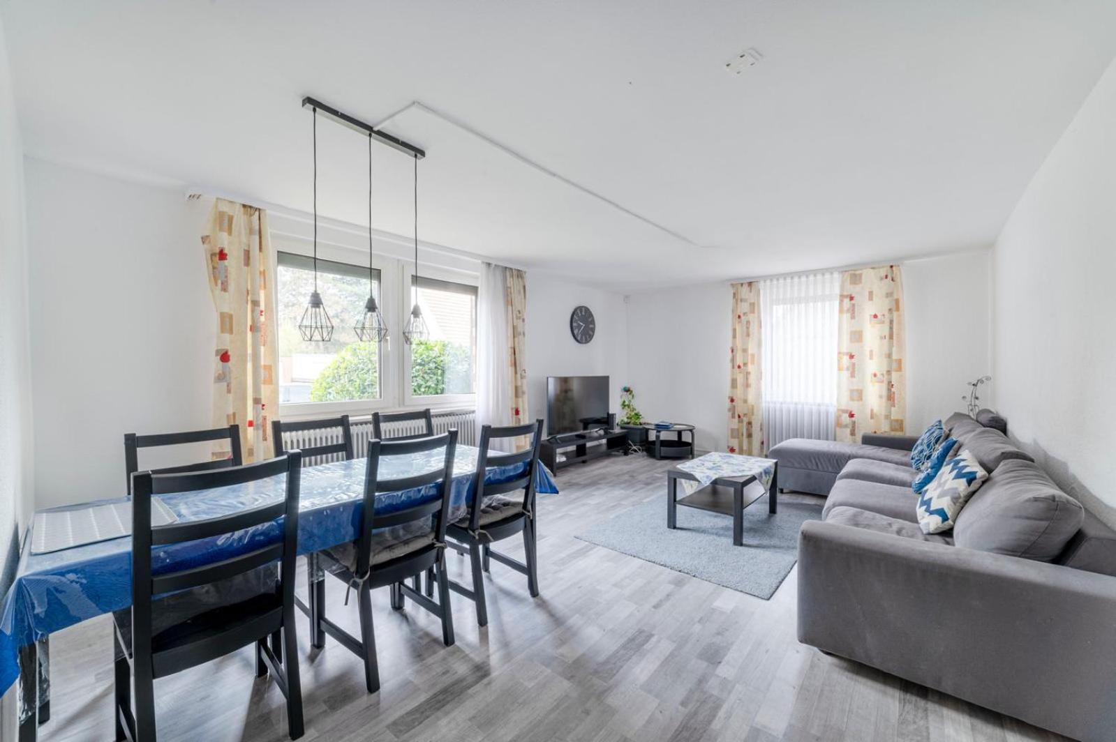 Appartamento Cozy With Garden, Balcony And Parking Area In *