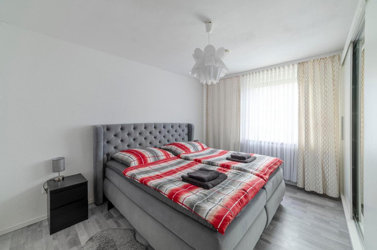 Appartement Cozy With Garden, Balcony And Parking Area In Düsseldorf