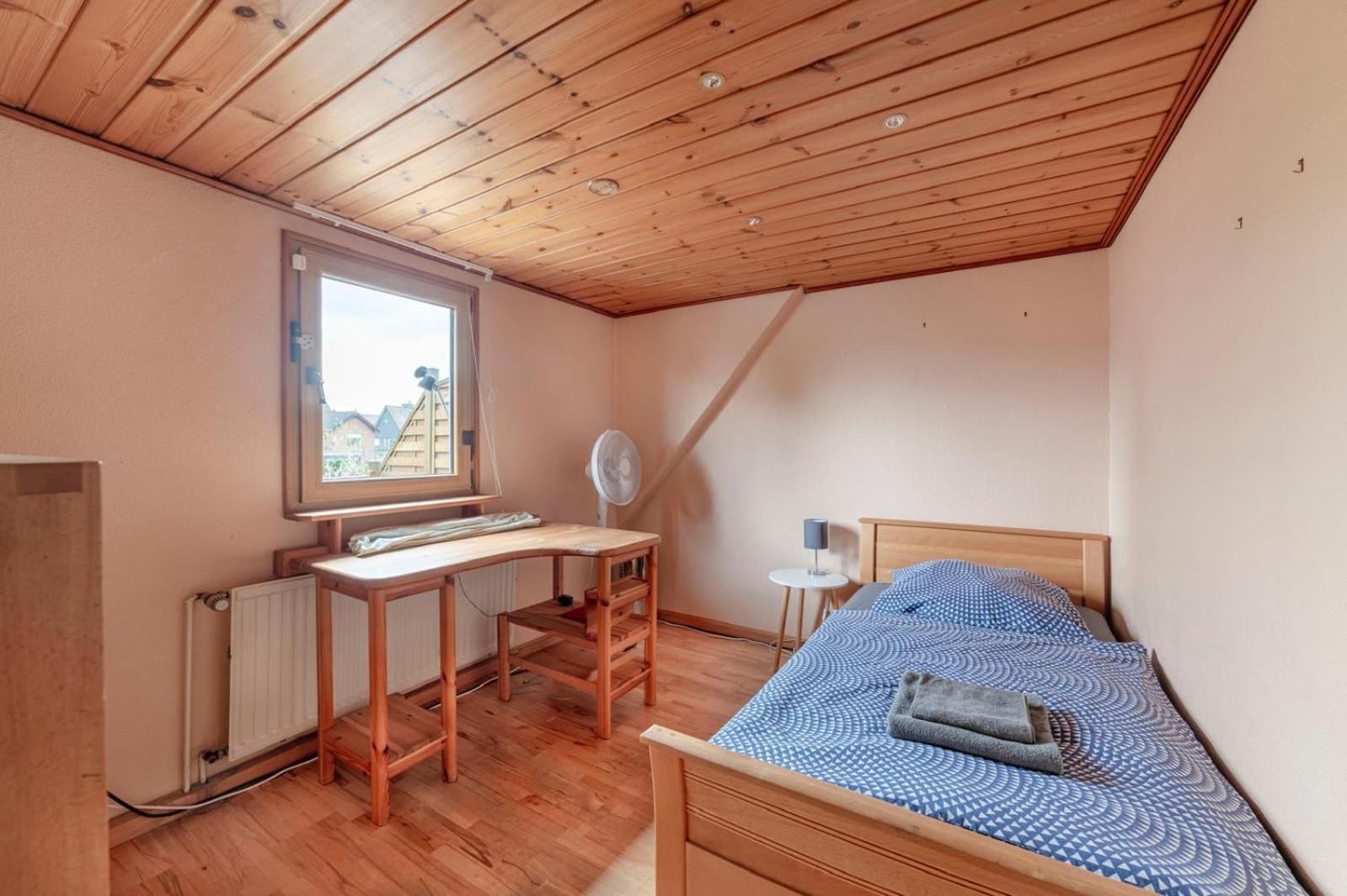Cozy With Garden, Balcony And Parking Area In Appartement